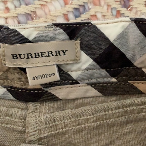 Burberry corduroy shorts - Picture 2 of 4